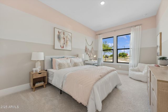 663 E Grayling Road, San Tan Valley, AZ 85140