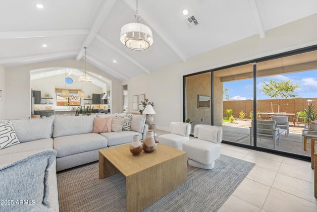 663 E Grayling Road, San Tan Valley, AZ 85140