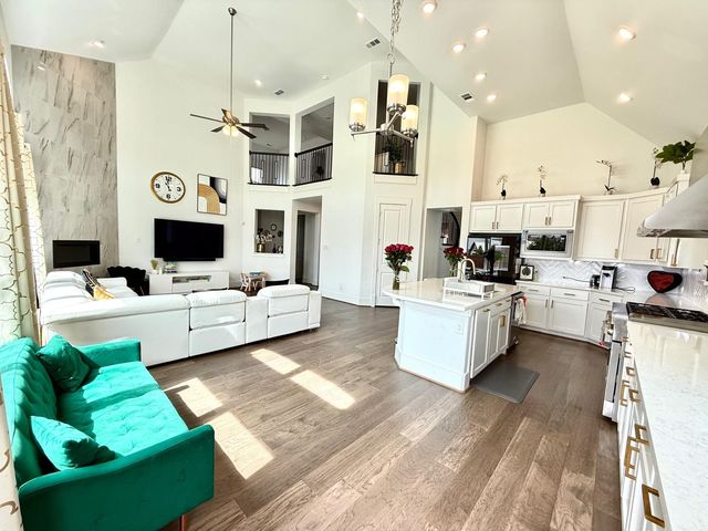 4878 Limousine Lane, Frisco, TX 75034