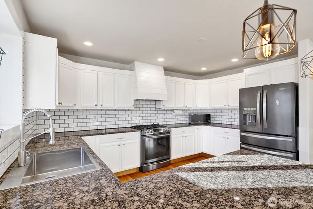 1509 Seahawk Drive, Ferndale, WA 98248