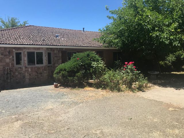 159 E Hillcrest Dr, Auburn, CA 95603