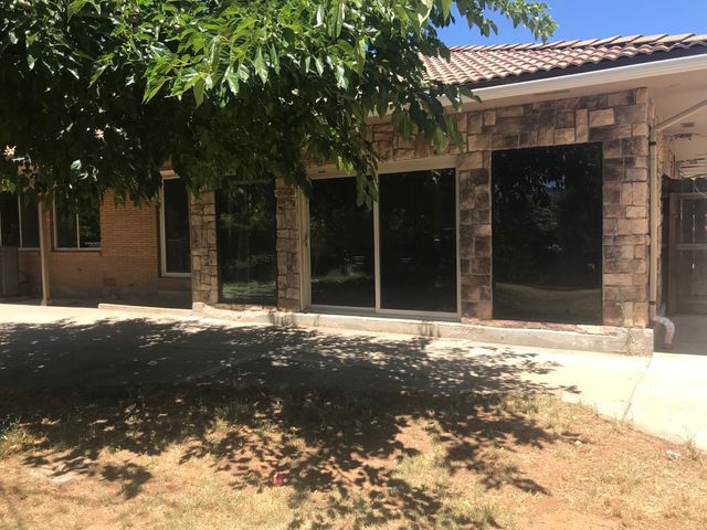 159 E Hillcrest Dr, Auburn, CA 95603