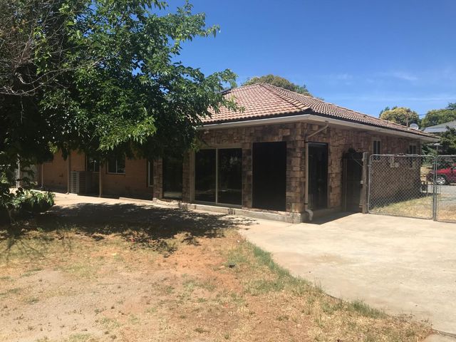 159 E Hillcrest Dr, Auburn, CA 95603