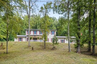 1933 Woodward Drive, Charleston, WV 25312