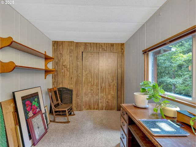 32700 Se LEEWOOD Ln 108, Boring, OR 97009