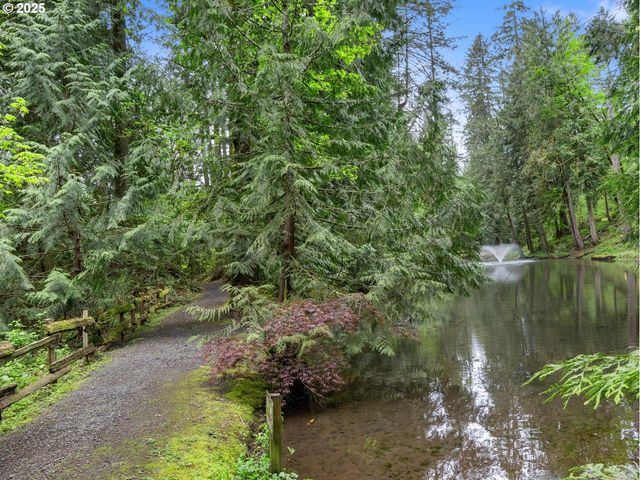 32700 Se LEEWOOD Ln 108, Boring, OR 97009