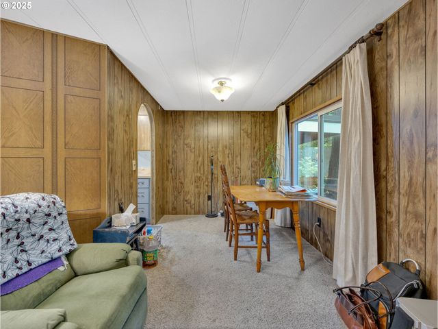 32700 Se LEEWOOD Ln 108, Boring, OR 97009