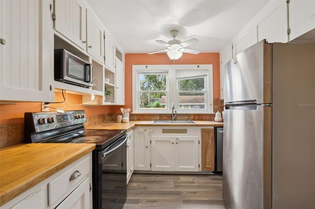 2000 PAGE AVENUE, Orlando, FL 32806