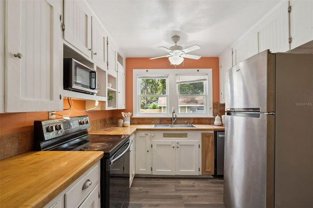2000 PAGE AVENUE, Orlando, FL 32806