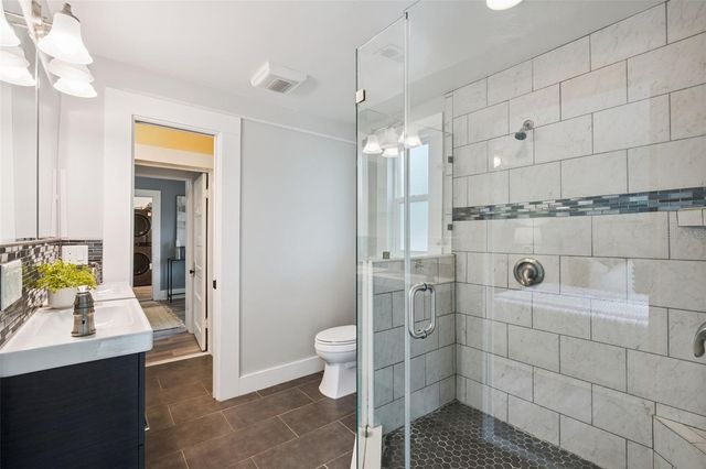 2000 PAGE AVENUE, Orlando, FL 32806