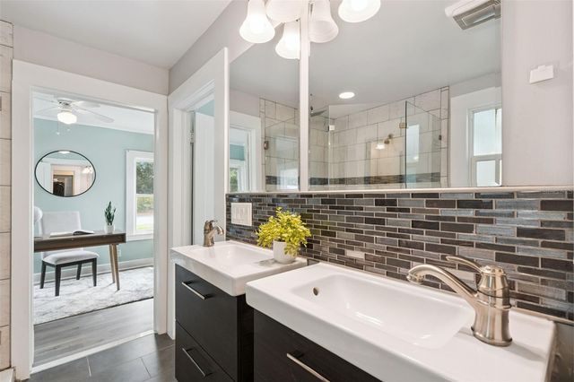 2000 PAGE AVENUE, Orlando, FL 32806