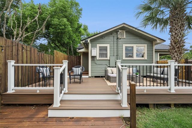 2000 PAGE AVENUE, Orlando, FL 32806