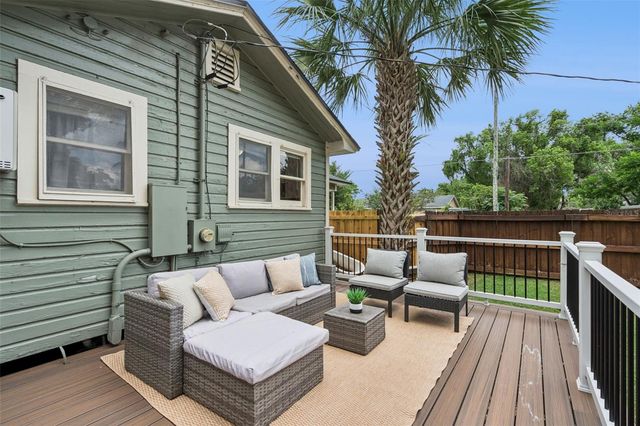 2000 PAGE AVENUE, Orlando, FL 32806