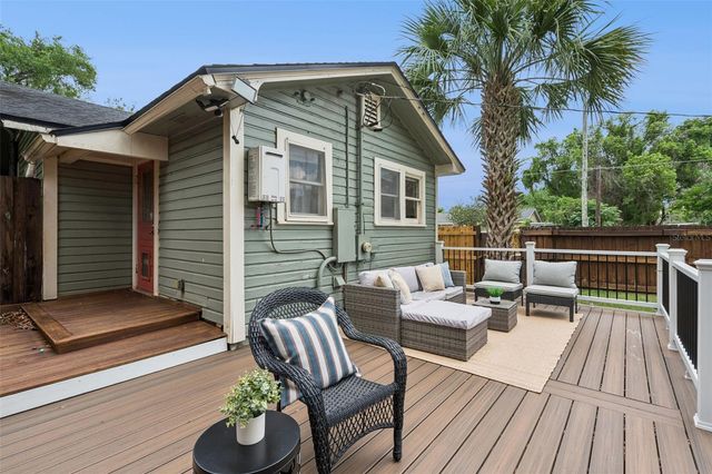 2000 PAGE AVENUE, Orlando, FL 32806