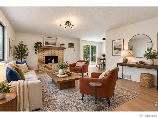 925 Bragg Place, Longmont, CO 80501
