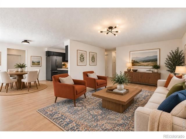 925 Bragg Place, Longmont, CO 80501