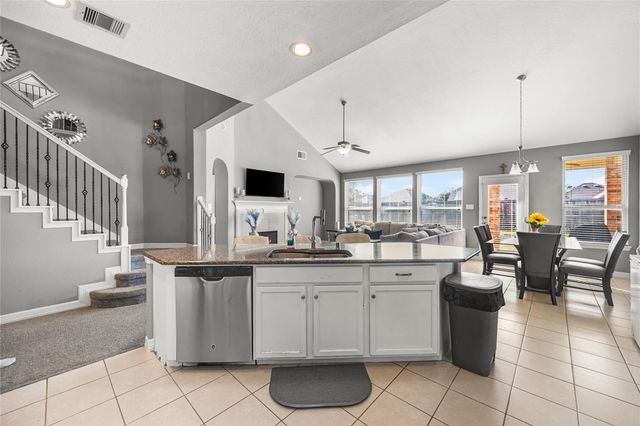 3519 Hawkins Glen Lane, Katy, TX 77449