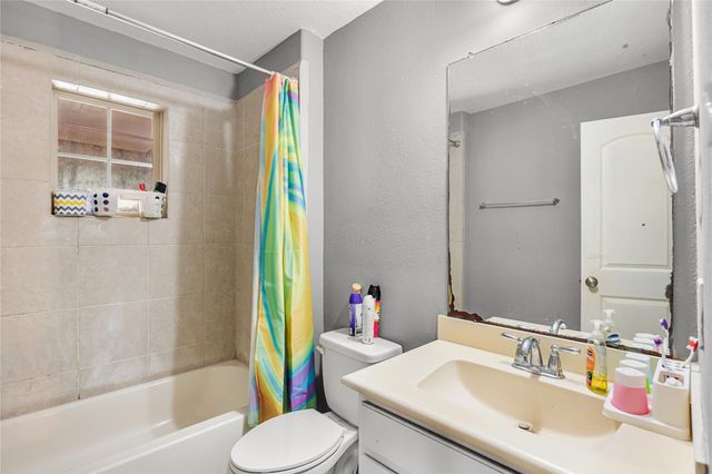 3519 Hawkins Glen Lane, Katy, TX 77449