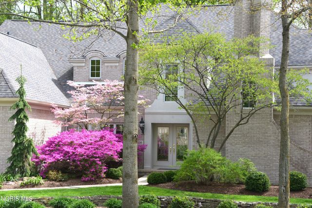 4536 Dovewood Lane, Sylvania, OH 43560