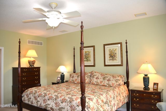 4536 Dovewood Lane, Sylvania, OH 43560