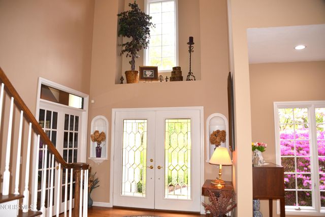 4536 Dovewood Lane, Sylvania, OH 43560