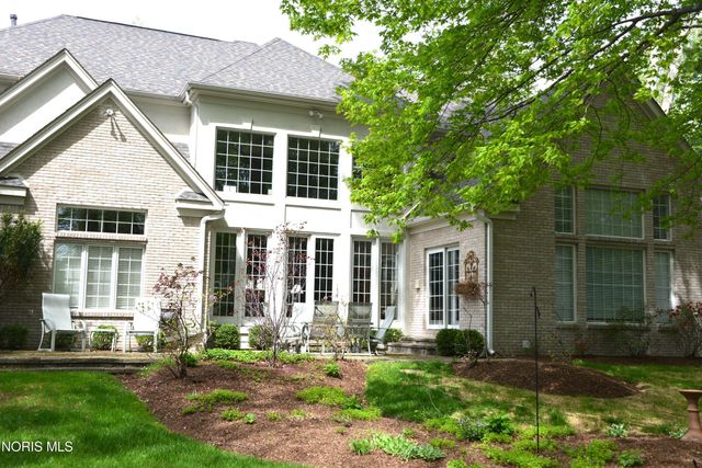 4536 Dovewood Lane, Sylvania, OH 43560