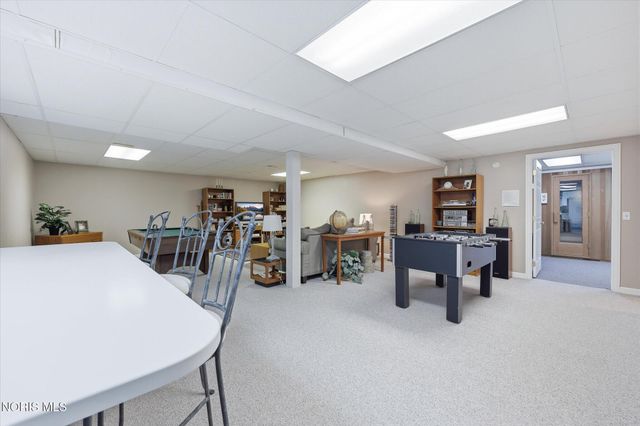 4536 Dovewood Lane, Sylvania, OH 43560