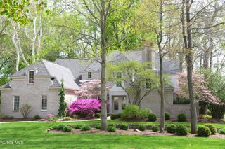4536 Dovewood Lane, Sylvania, OH 43560