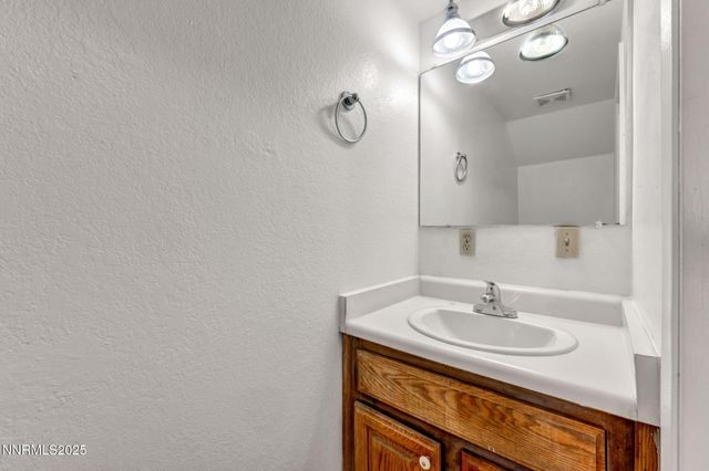 1560 Steven Court, Sparks, NV 89431