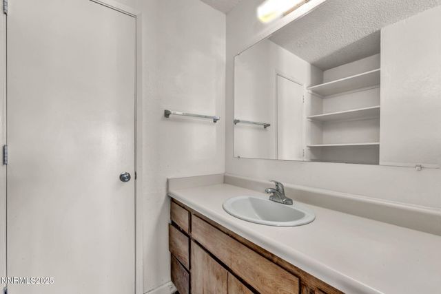 1560 Steven Court, Sparks, NV 89431