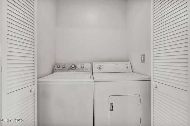 1560 Steven Court, Sparks, NV 89431