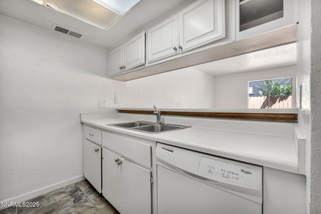 1560 Steven Court, Sparks, NV 89431