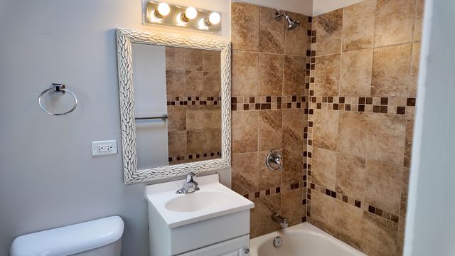 335 Oakwood Street, Park Forest, IL 60466