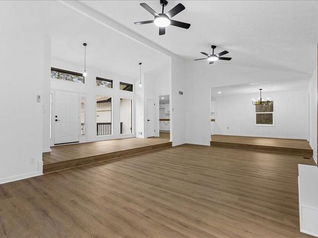 5419 FIELDGREEN DR, Stone Mountain, GA 30088