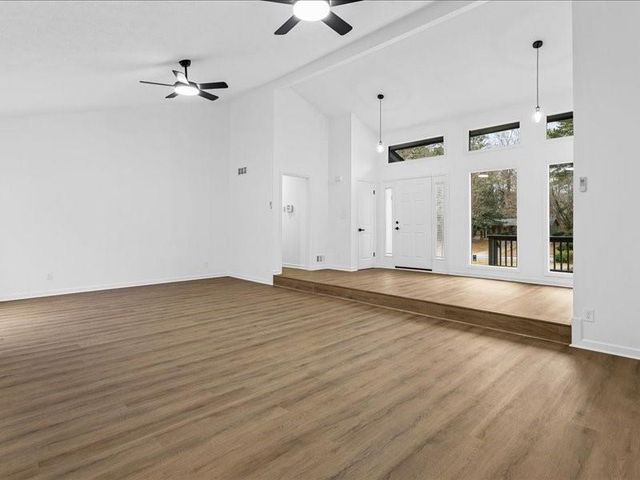 5419 FIELDGREEN DR, Stone Mountain, GA 30088