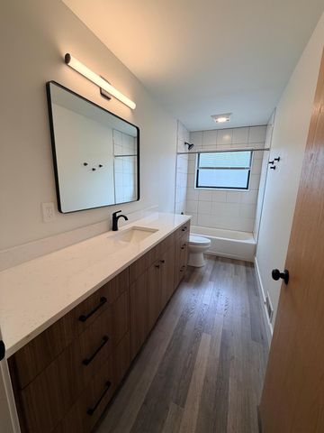 131 W 46th Street, Minneapolis, MN 55419