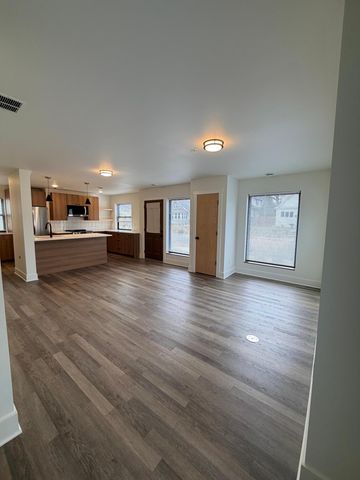 131 W 46th Street, Minneapolis, MN 55419