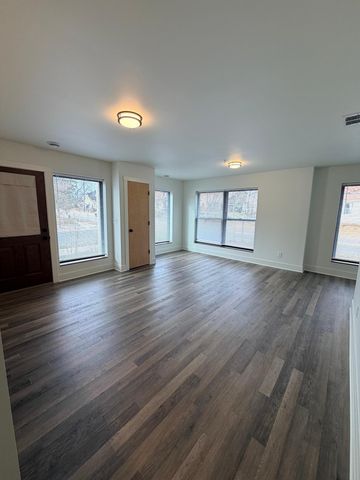 131 W 46th Street, Minneapolis, MN 55419