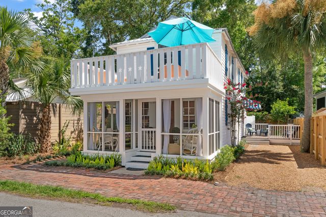 405 Everett Street, St. Simons, GA 31522