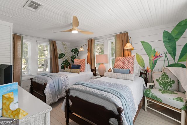 405 Everett Street, St. Simons, GA 31522