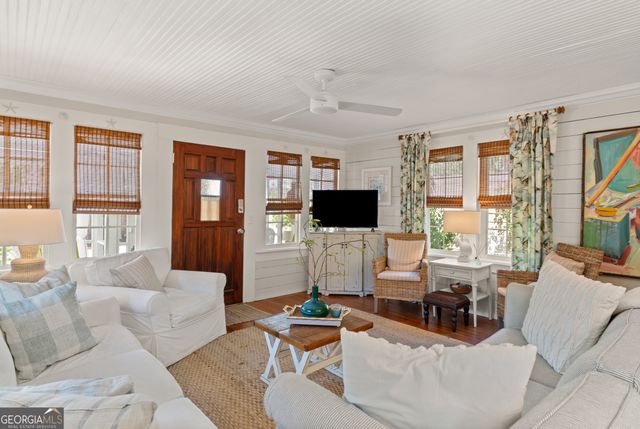 405 Everett Street, St. Simons, GA 31522