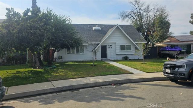 3205 Durrwood, Bakersfield, CA 93304