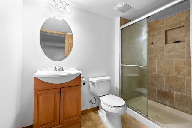 1882 Keystone Place 1882, Schaumburg, IL 60193