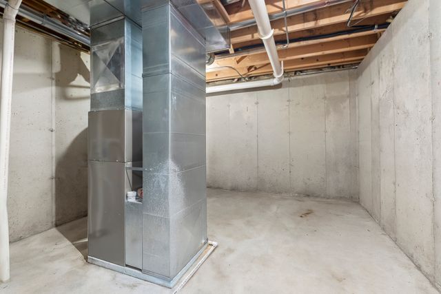 1882 Keystone Place 1882, Schaumburg, IL 60193