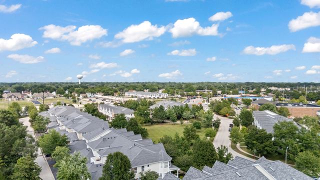 1882 Keystone Place 1882, Schaumburg, IL 60193