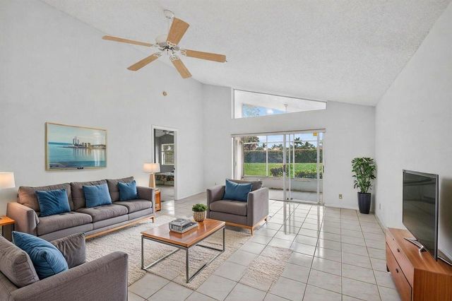 6121 Bay Isles Drive, Boynton Beach, FL 33437
