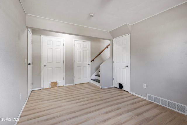 2412 Bedford Lane, Northwood, OH 43619