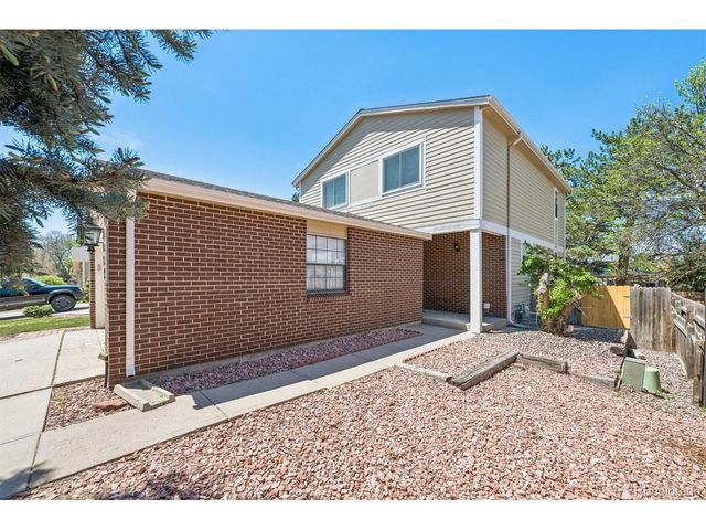 4022 S Atchison Way, Aurora, CO 80014