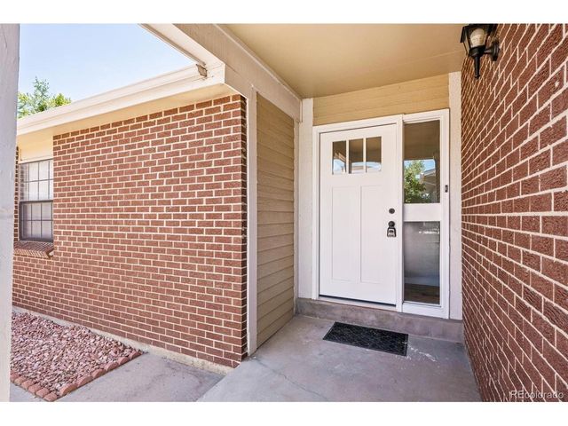 4022 S Atchison Way, Aurora, CO 80014