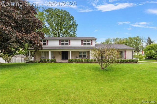 8785 Annsbury Drive, Shelby Charter Township, MI 48316